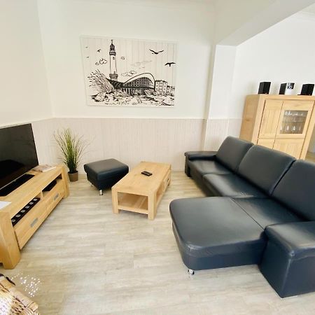 Appartamento Berringer, Knurrhahn, Direkt An Der Promenade Rostock Esterno foto