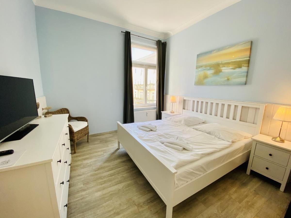 Appartamento Berringer, Knurrhahn, Direkt An Der Promenade Rostock Esterno foto